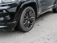 Gebraucht Jeep Compass 131 PS (96 kW) 2024 Schwarz SUV