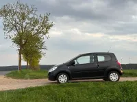 Second-hand Renault Twingo 58 CP (42 kW) 2009 Negru Hatchback