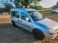 Gebraucht Opel Combo 90 PS (66 kW) 2006 Silber Van / Kleinbus