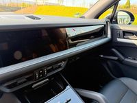 Neu Porsche Cayenne 354 PS (260 kW) 2026 Schwarz SUV