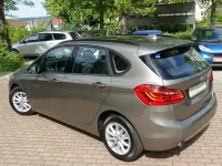 Gebraucht BMW 218 Active Tourer Comfort Edition 150 PS (110 kW) 2016 Grau Van / Kleinbus