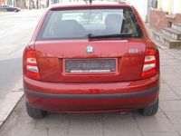 Gebraucht Skoda Fabia 75 PS (55 kW) 2005 Rot Limousine
