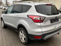 Gebraucht Ford Kuga Trend 150 PS (110 kW) 2018 Silber SUV