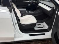 Gebraucht Tesla Model Y Performance 392 kW (534 PS) 2023 Weiß SUV