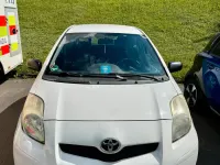 Gebraucht Toyota Yaris 80 PS (58 kW) 2009 Weiß Kleinwagen