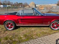 Gebraucht Ford V8 200 PS (147 kW) 1967 Rot Cabrio