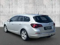 Używany Opel Astra 131 KM (96 kW) 2013 Srebrny Kombi