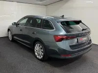 Gebraucht Skoda Octavia First Edition 150 PS (110 kW) 2020 Grau Kombi