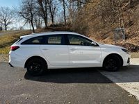 Gebraucht Hyundai i30 120 PS (88 kW) 2022 Weiß Kombi