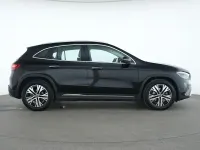Gebraucht Mercedes GLA200 Progressive 163 PS (119 kW) 2025 Nachtschwarz SUV