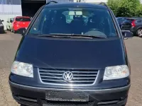 Gebraucht VW Sharan Trendline 140 PS (102 kW) 2008 Deep black perleffekt Van / Kleinbus