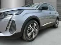 Gebraucht Peugeot 3008 Allure 131 PS (96 kW) 2024 Silber SUV