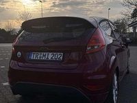 Gebraucht Ford Fiesta Ambiente 82 PS (60 kW) 2009 Violet Kleinwagen