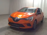 Gebraucht Renault Clio Equilibre 143 PS (105 kW) 2023 Valencia orange Kleinwagen
