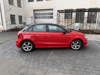 Gebraucht Audi A1 Ambition 122 PS (89 kW) 2013 Rot Kleinwagen