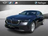 Gebraucht BMW 520 Sport Line 197 PS (144 kW) 2025 Sophistograu brillanteffekt me Limousine