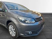 Gebraucht VW Touran Life 105 PS (77 kW) 2014 Grau Van / Kleinbus