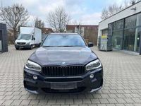 gebraucht BMW X5 xDrive50i M Sportpaket Pano Head Up Soft Clos