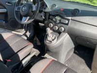 gebraucht Mazda 2 Scheckheftgepflegt, Unfallfrei, 1 Hand, 8 fach Bereift