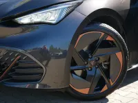 Gebraucht Cupra Born 150 kW (204 PS) 2022 Quasar grey metallic Kleinwagen