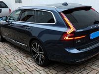 gebraucht Volvo V90 T8 Recharge Plug-In Hybrid Ultimate Bright Vollausstat.