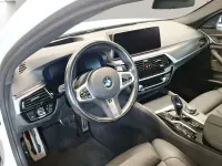 Gebraucht BMW M550 Performance 530 PS (389 kW) 2023 Weiß Limousine