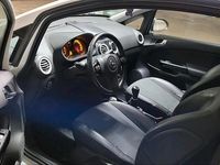 Gebraucht Opel Corsa 80 PS (58 kW) 2009 Weiß Kleinwagen