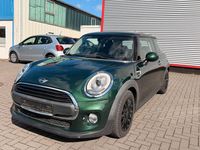 Used Mini ONE 102 HP (75 kW) 2017 Green Hatchback