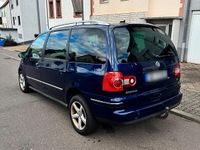 Gebraucht VW Sharan 131 PS (96 kW) 2004 Blau Van / Kleinbus