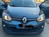 Gebraucht Renault Mégane 110 PS (80 kW) 2015 Grau Limousine