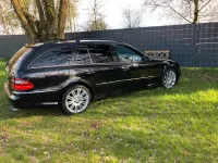Używany Mercedes E500 Avantgarde 387 KM (284 kW) 2008 Czarny Kombi