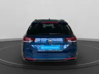 Gebraucht VW Passat Business 150 PS (110 kW) 2023 Blau Kombi