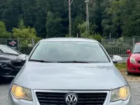 Gebraucht VW Passat 105 PS (77 kW) 2009 Silber Limousine