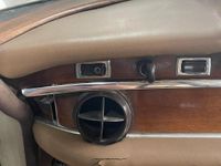 Second-hand Mercedes 250 SE 1969 Bej Berlinǎ
