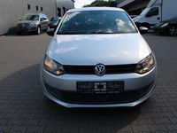 Gebraucht VW Polo 75 PS (55 kW) 2012 Silber Limousine