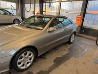 Gebraucht Mercedes CLK270 170 PS (125 kW) 2004 Grau Coupé
