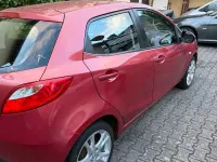 Gebraucht Mazda 2 75 PS (55 kW) 2008 Rot Kleinwagen