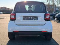 Gebraucht Smart ForTwo Coupé 71 PS (52 kW) 2015 Tridion sicherheitsz in black Coupé