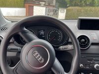 gebraucht Audi A1 1.6 TDI 66kW Ambition Ambition