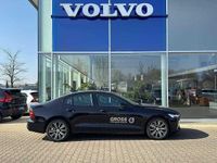 Gebraucht Volvo S60 145 PS (106 kW) 2022 Limousine