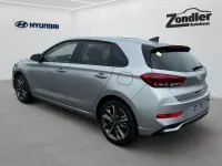 Neu Hyundai i30 Advantage 101 PS (74 kW) 2025 Silber Limousine