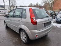 Gebraucht Ford Fiesta Style 69 PS (50 kW) 2008 Silber Kleinwagen