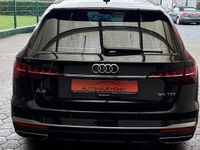 Gebraucht Audi A4 S-Line 163 PS (119 kW) 2023 Schwarz Kombi