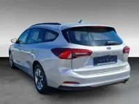 Gebraucht Ford Focus Cool & Connect 125 PS (91 kW) 2022 Silber Limousine