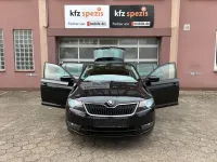 Gebraucht Skoda Rapid Style 105 PS (77 kW) 2015 Schwarz Kleinwagen