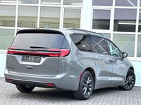 Second-hand Chrysler Pacifica 291 CP (214 kW) 2021 Gri Van