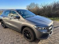 Second-hand Mercedes GLA250 Progressive 160 CP (117 kW) 2020 Argintiu SUV