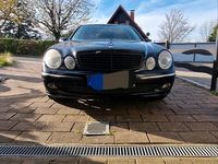 Second-hand Mercedes E200 Avantgarde 163 CP (119 kW) 2005 Negru Berlinǎ