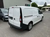 Gebraucht VW Caddy Maxi 102 PS (75 kW) 2023 Candyweiss Van / Kleinbus