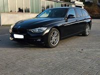 Gebraucht BMW 320 Advantage 184 PS (135 kW) 2017 Schwarz Kombi